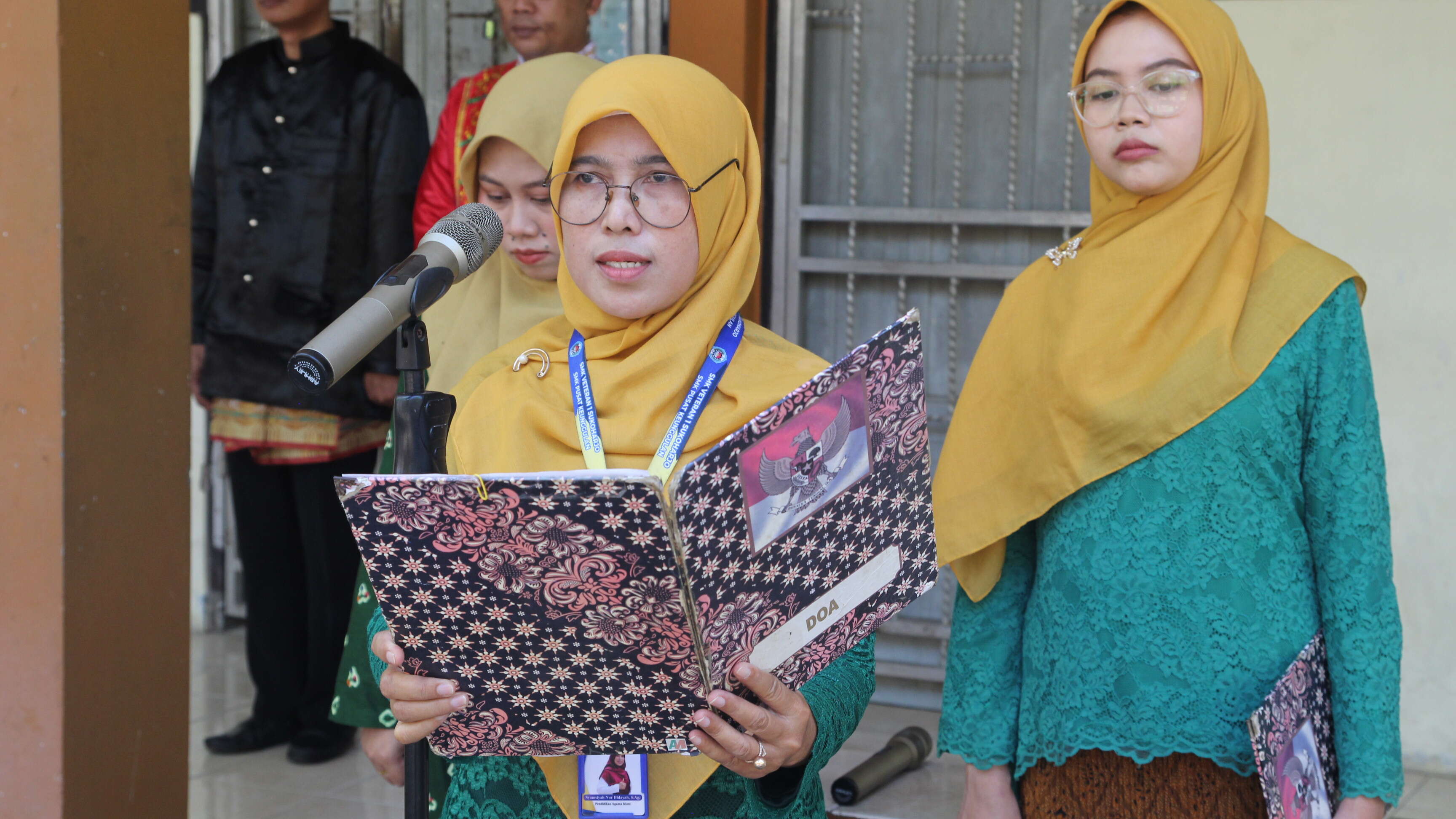 Memperingati Hari Kartini