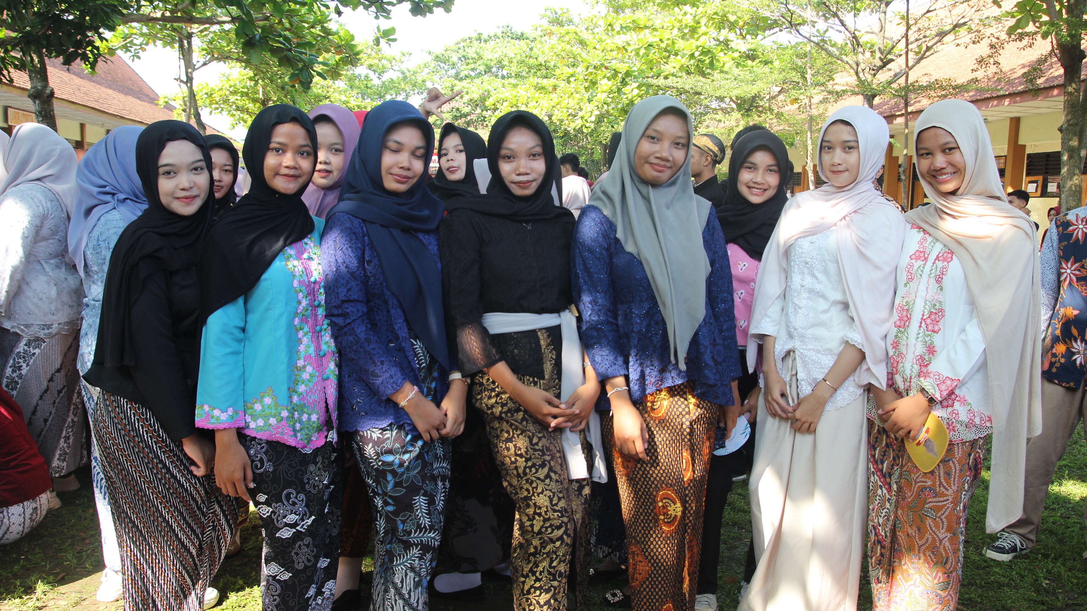 Memperingati Hari Kartini