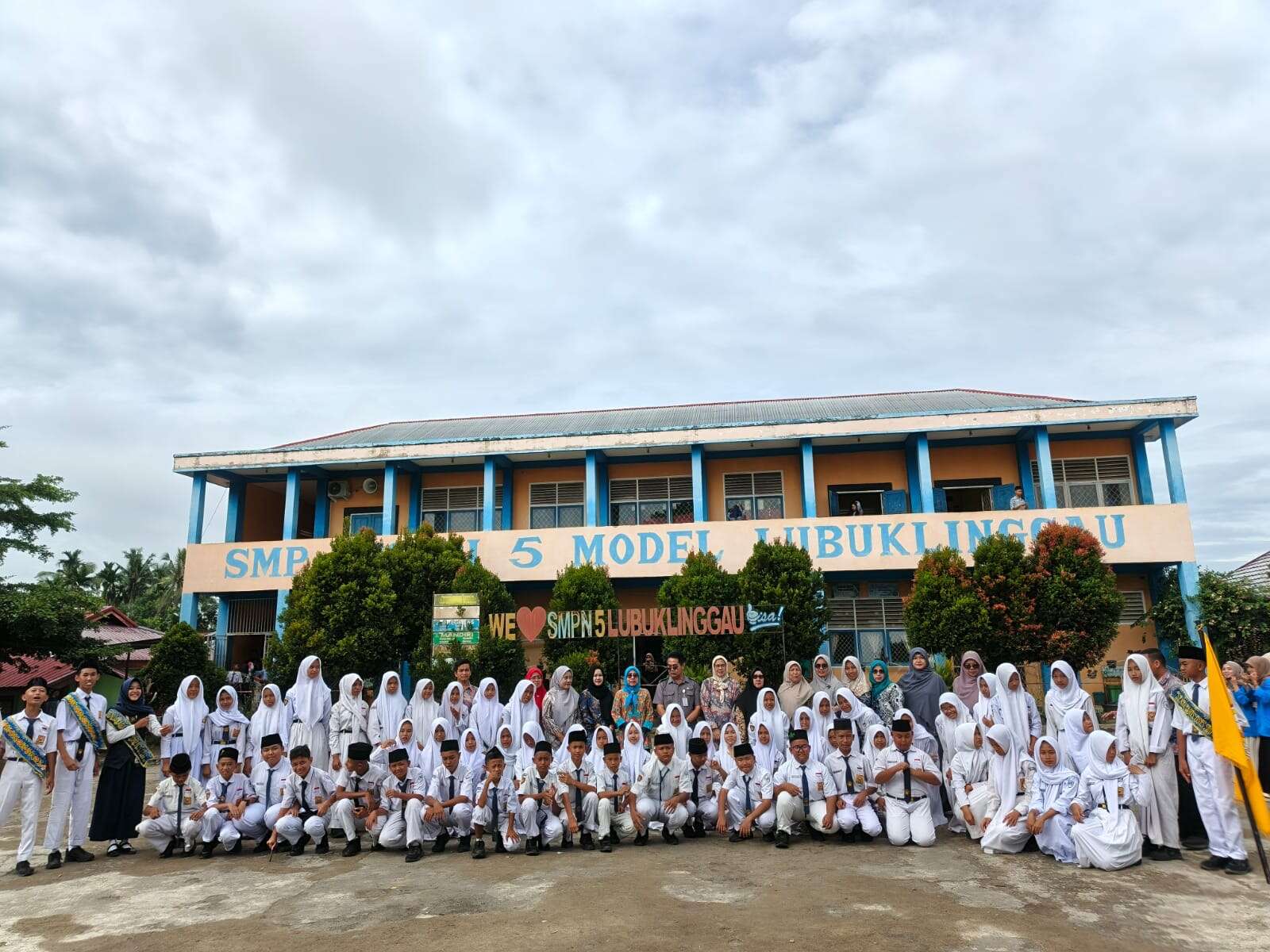 Pelantikan Ketua dan Wakil Ketua Osis Masa Bakti 2025/2026