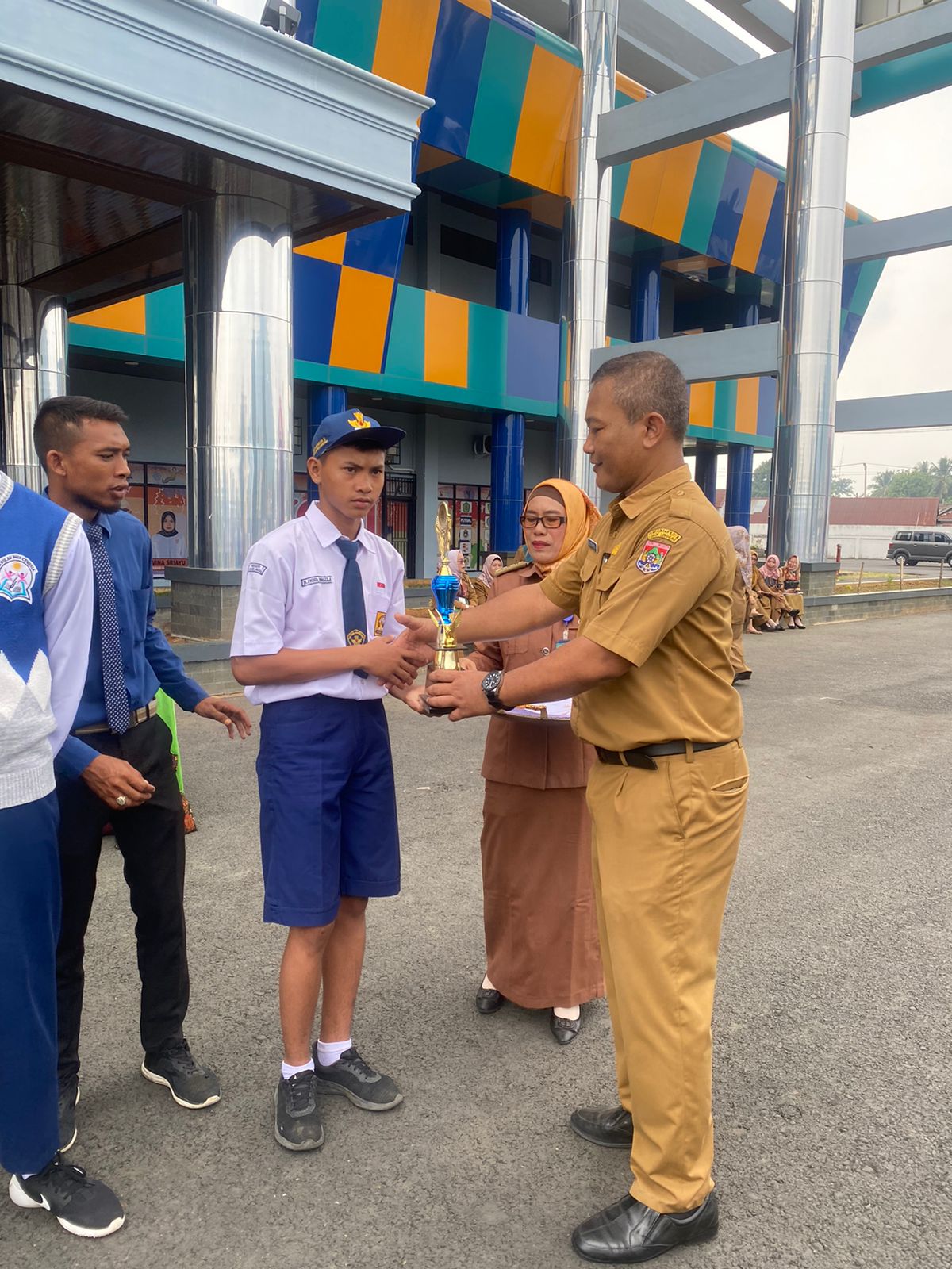 Juara 1 Lomba Gerak jalan