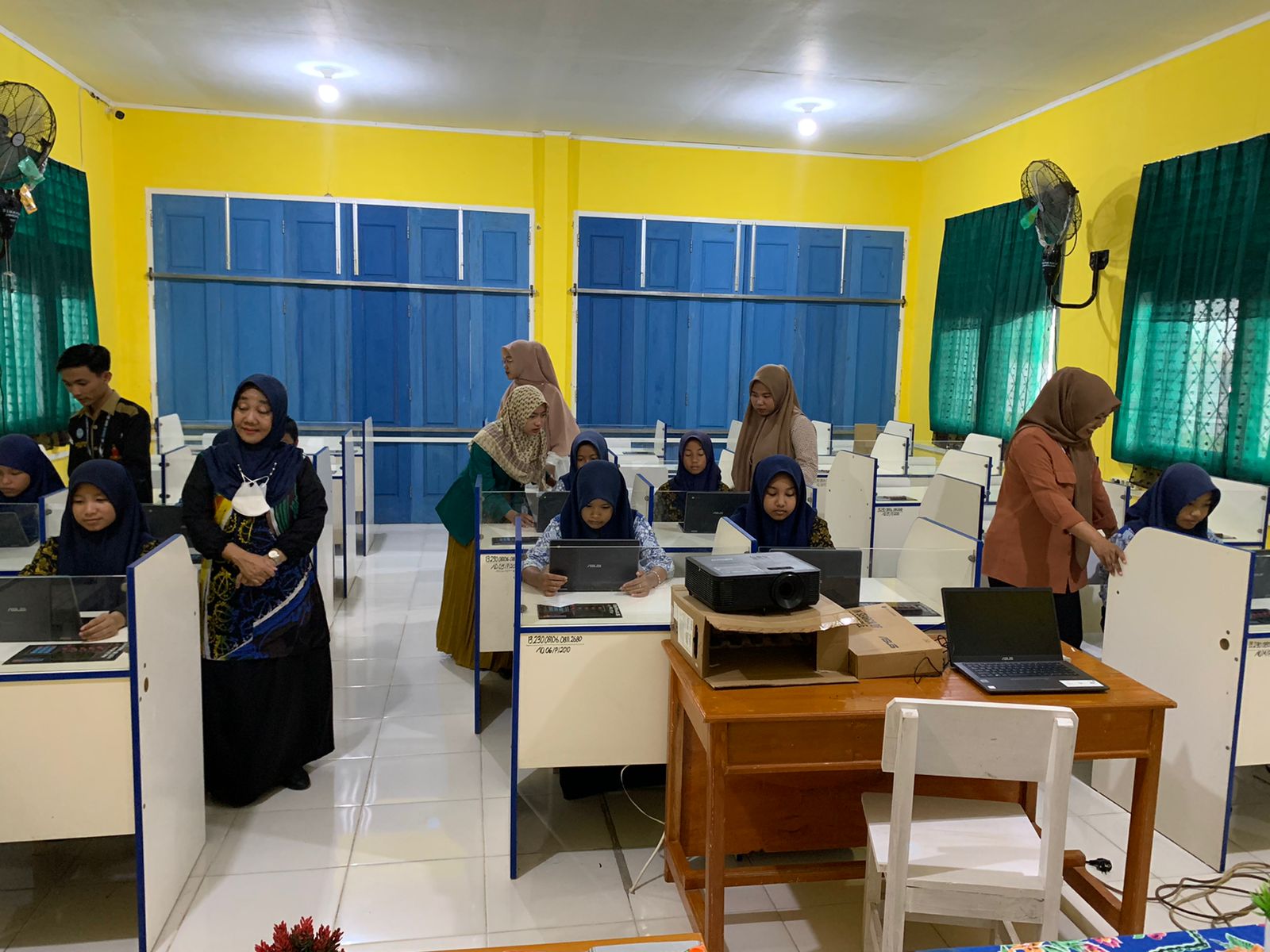 Uji Coba AKM dari kampus merdeka mengajar UNIVBI