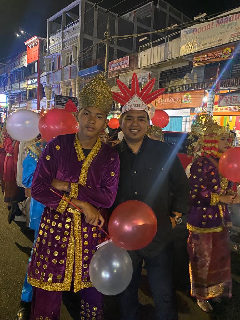 SMP Negeri 5 Lubuklinggau mengikuti Silamparai Night Karnaval