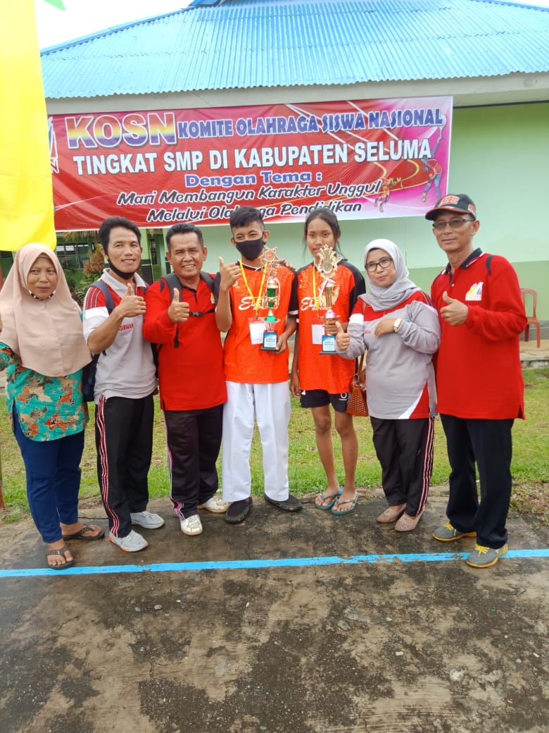 Penerimaan Hadia lomba Pencak Silat