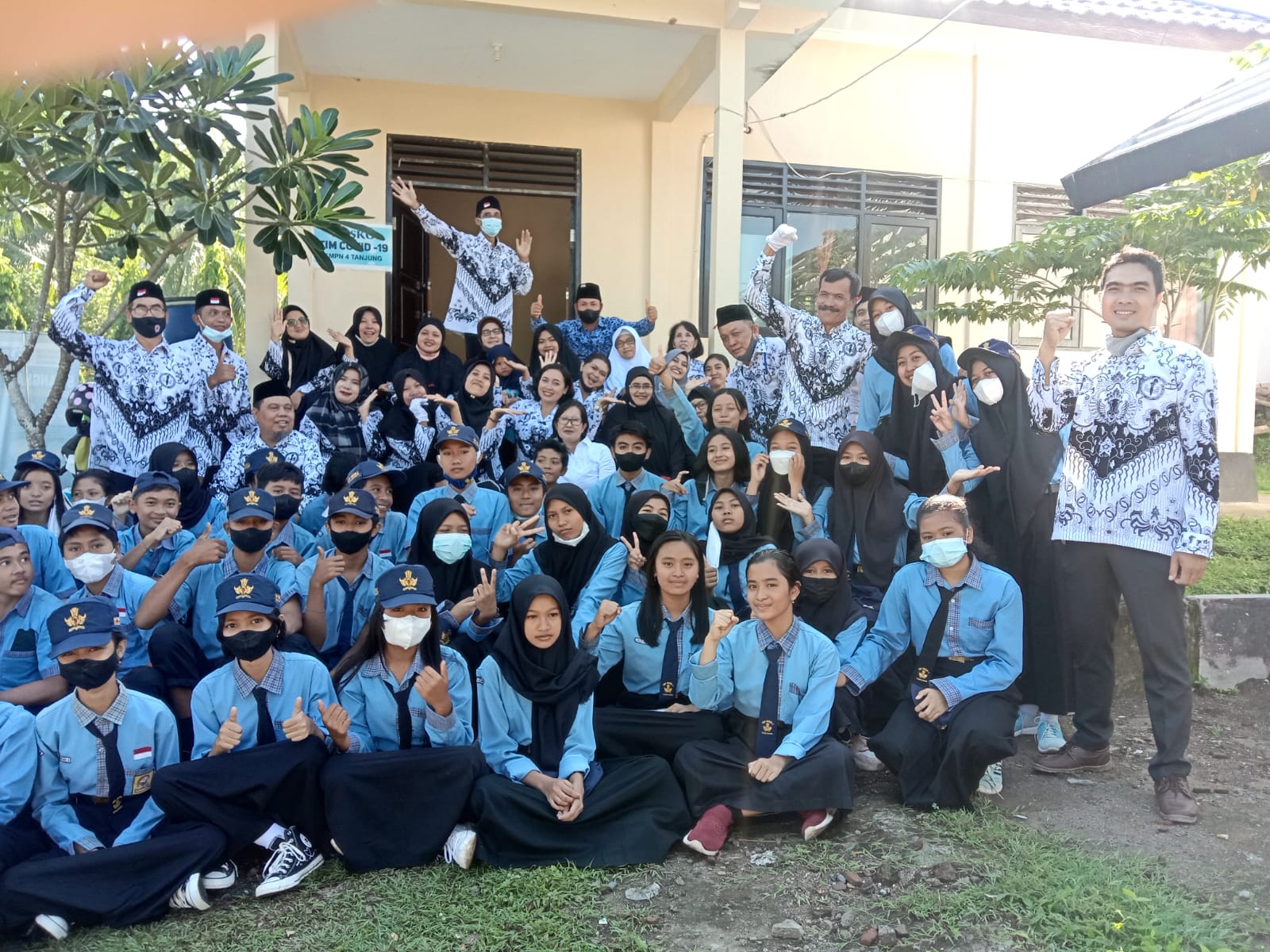 HUT PGRI-76