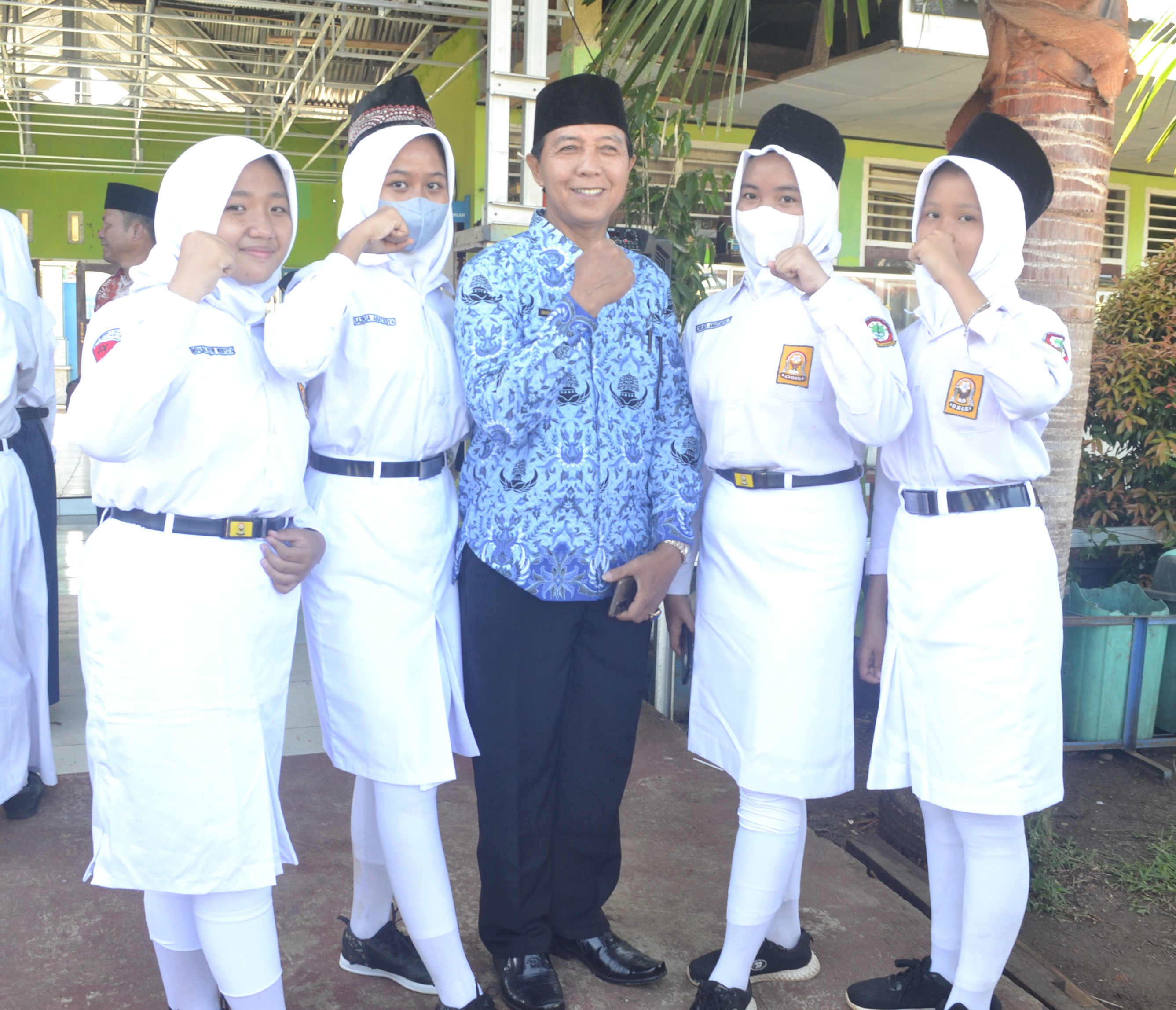 Upacara dan Lomba dalam rangka memperingati HUT RI ke-77 Tahun 2022