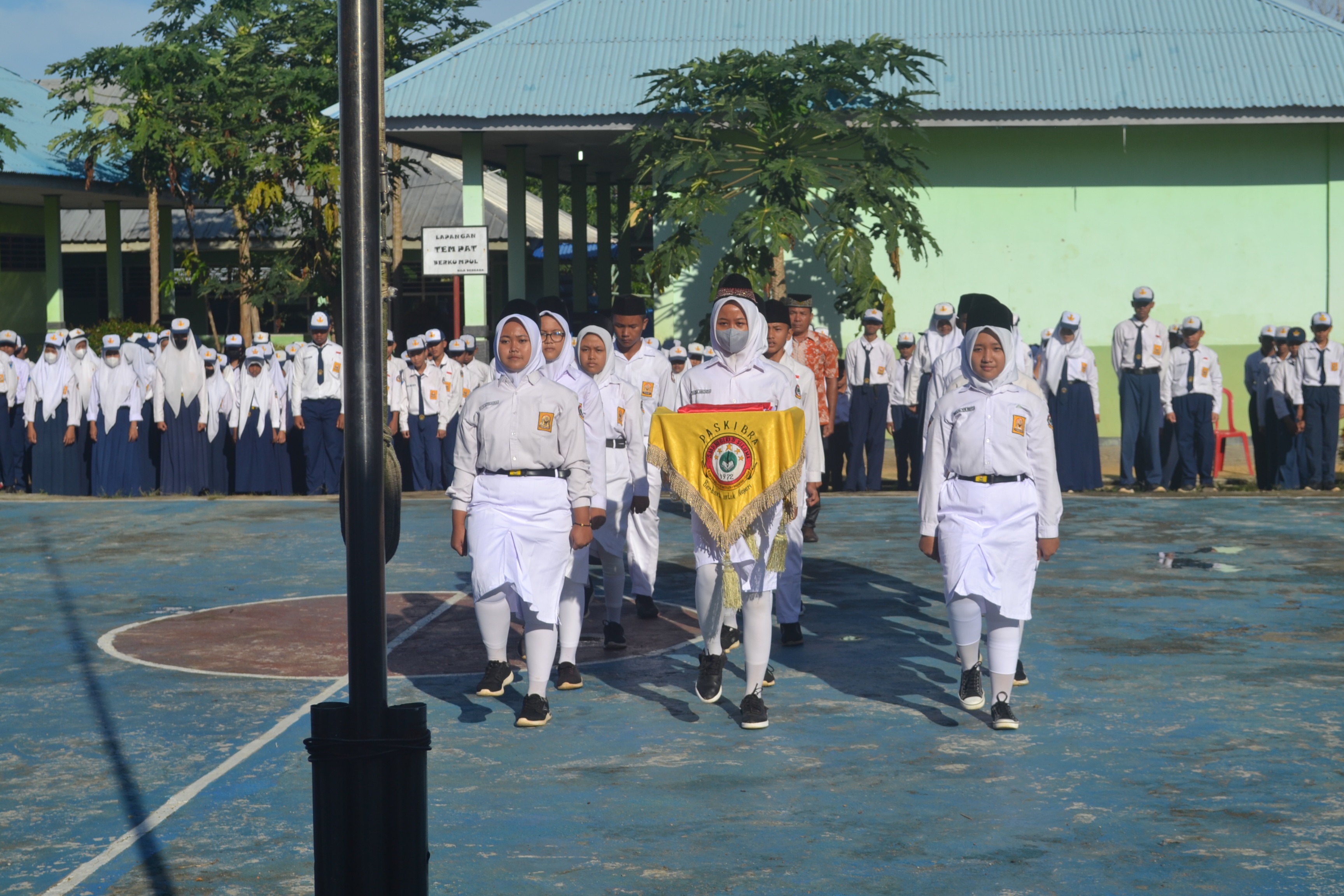 Upacara dan Lomba dalam rangka memperingati HUT RI ke-77 Tahun 2022