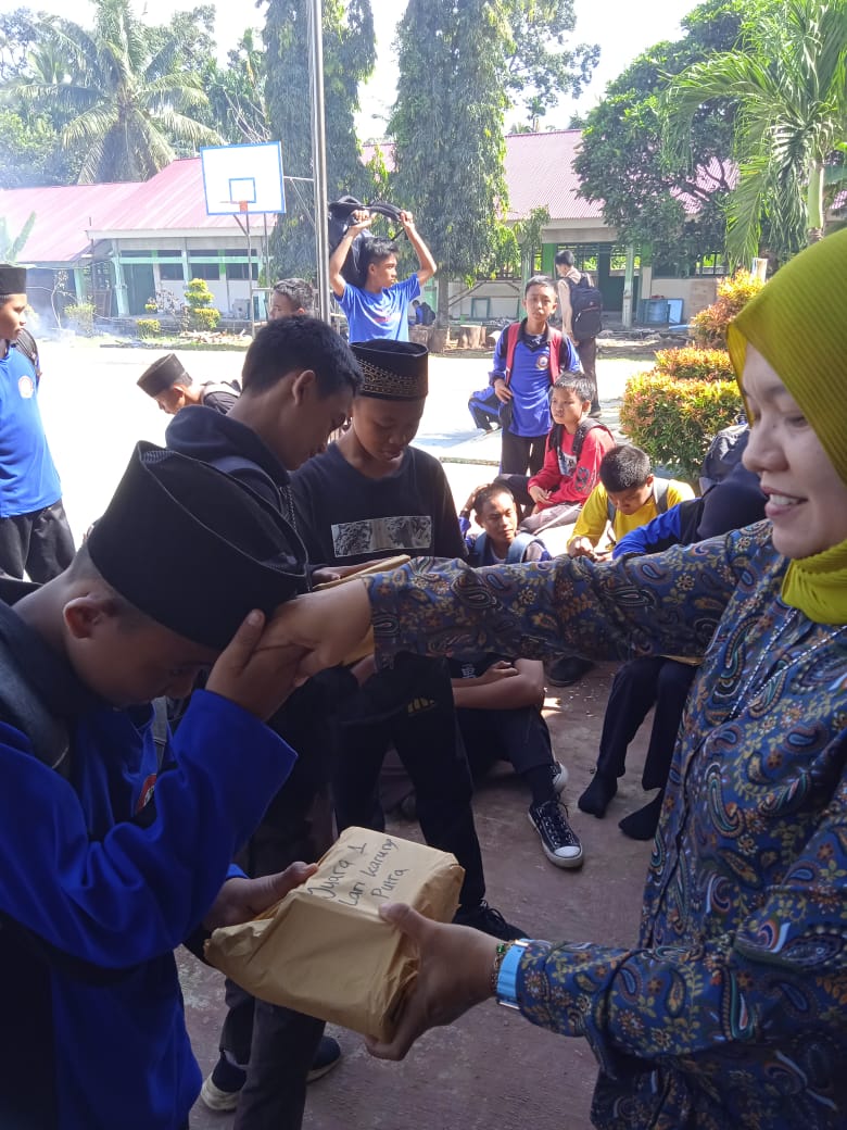 Upacara dan Lomba dalam rangka memperingati HUT RI ke-77 Tahun 2022