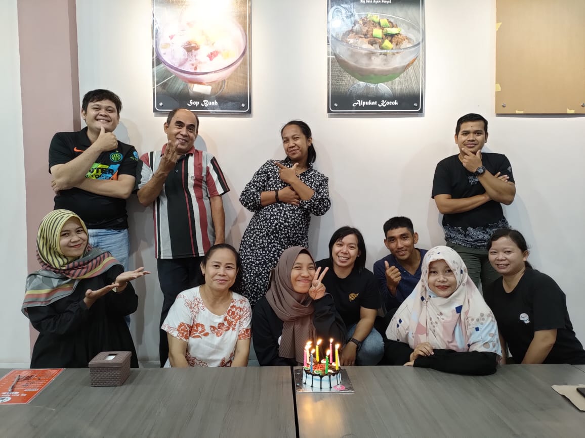 Buka Puasa Bersama Dewan Guru SMPN 6 Jelimpo TA 2021/2022