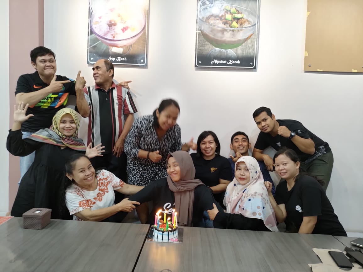 Buka Puasa Bersama Dewan Guru SMPN 6 Jelimpo TA 2021/2022