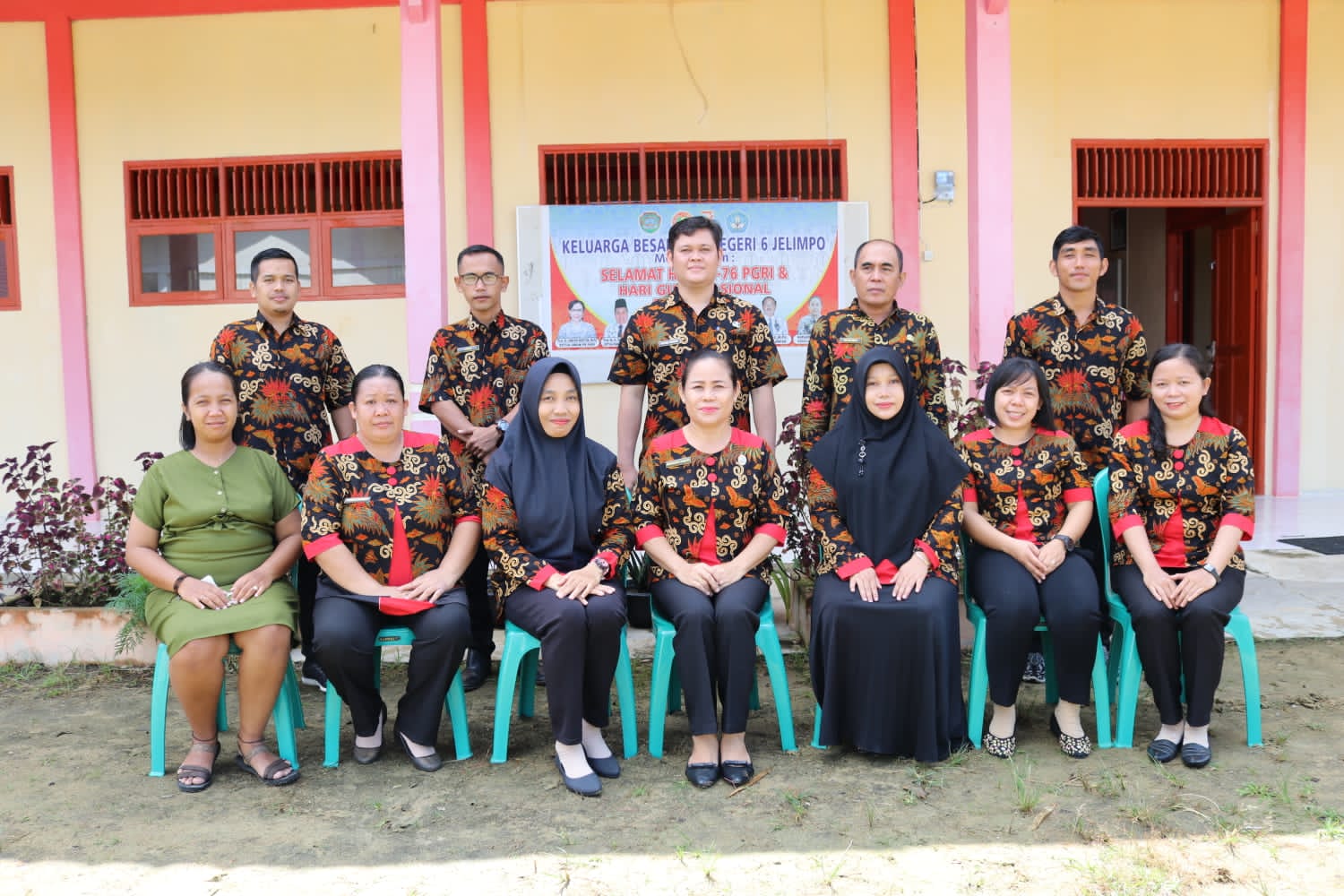 Sesi Foto Bersama Kelas IX Tahun Ajaran 2021-2022