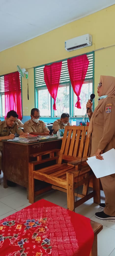 Rapat persiapan UTS Semester II tahun ajaran 2021/2022