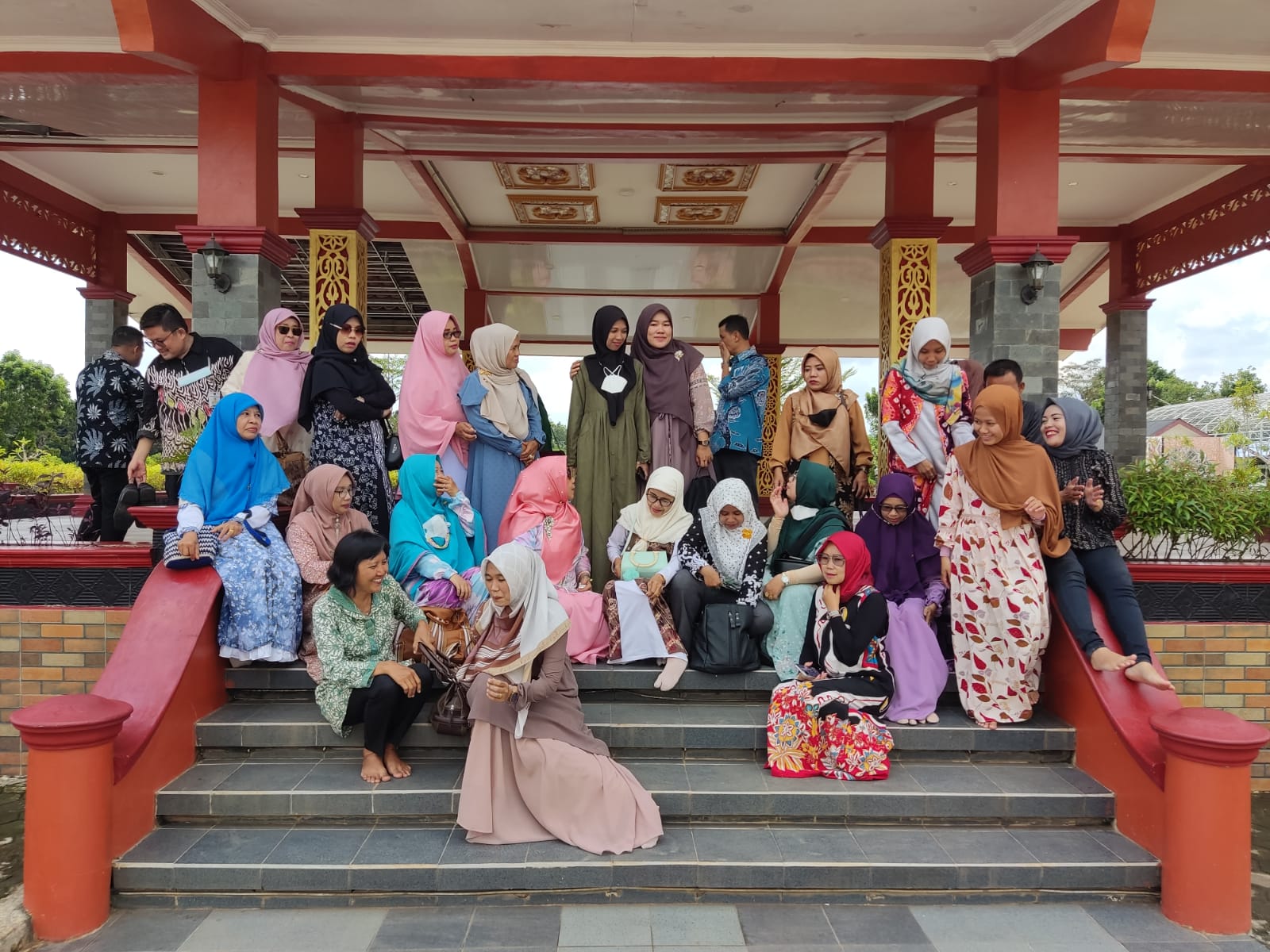 Arisan rutin Keluarga besar SMP NEGERI 7 LUBUKLINGGAU