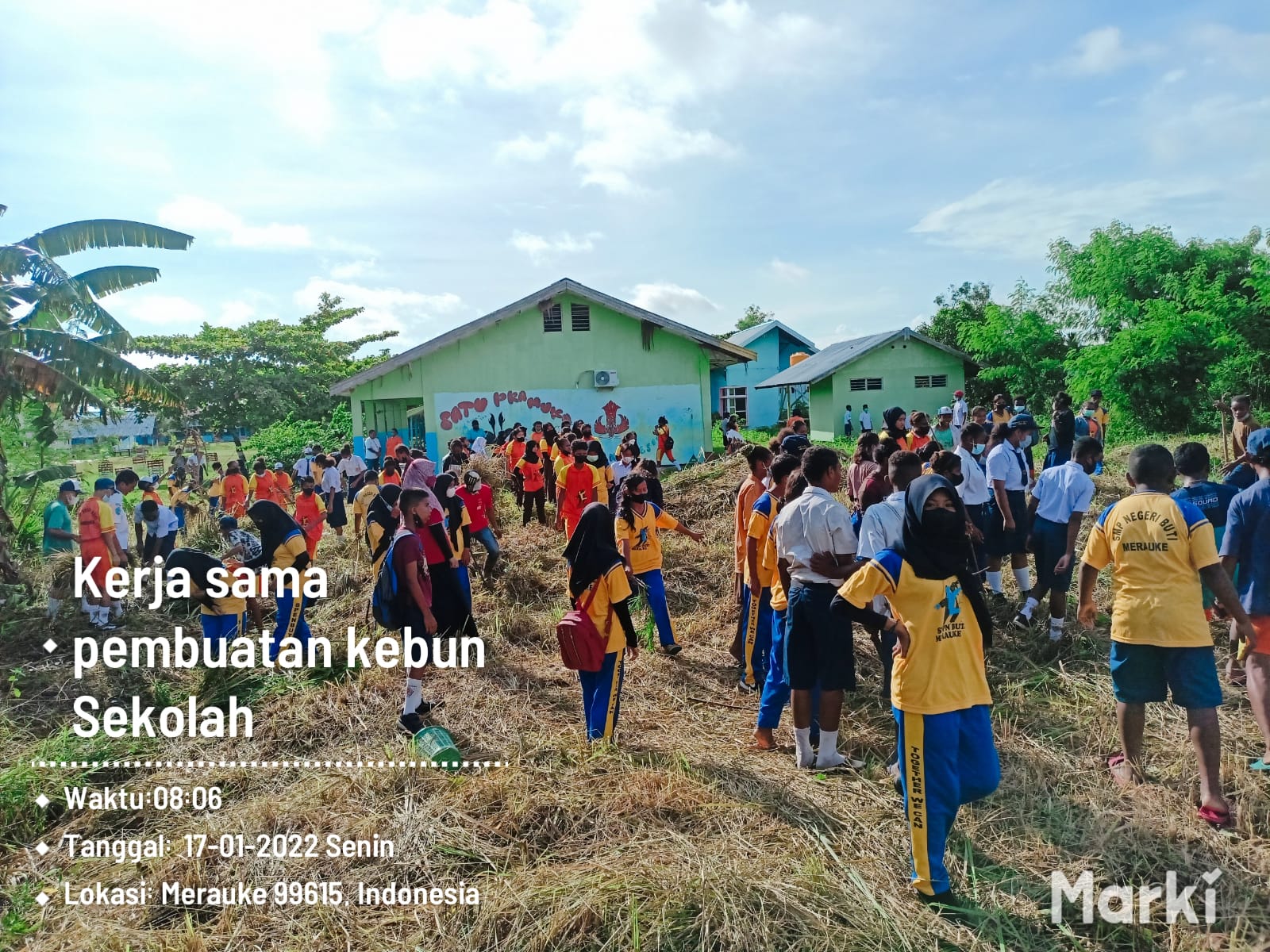 Kegiatan SMP Negeri Buti Merauke : Senin, 17 Januari 2022