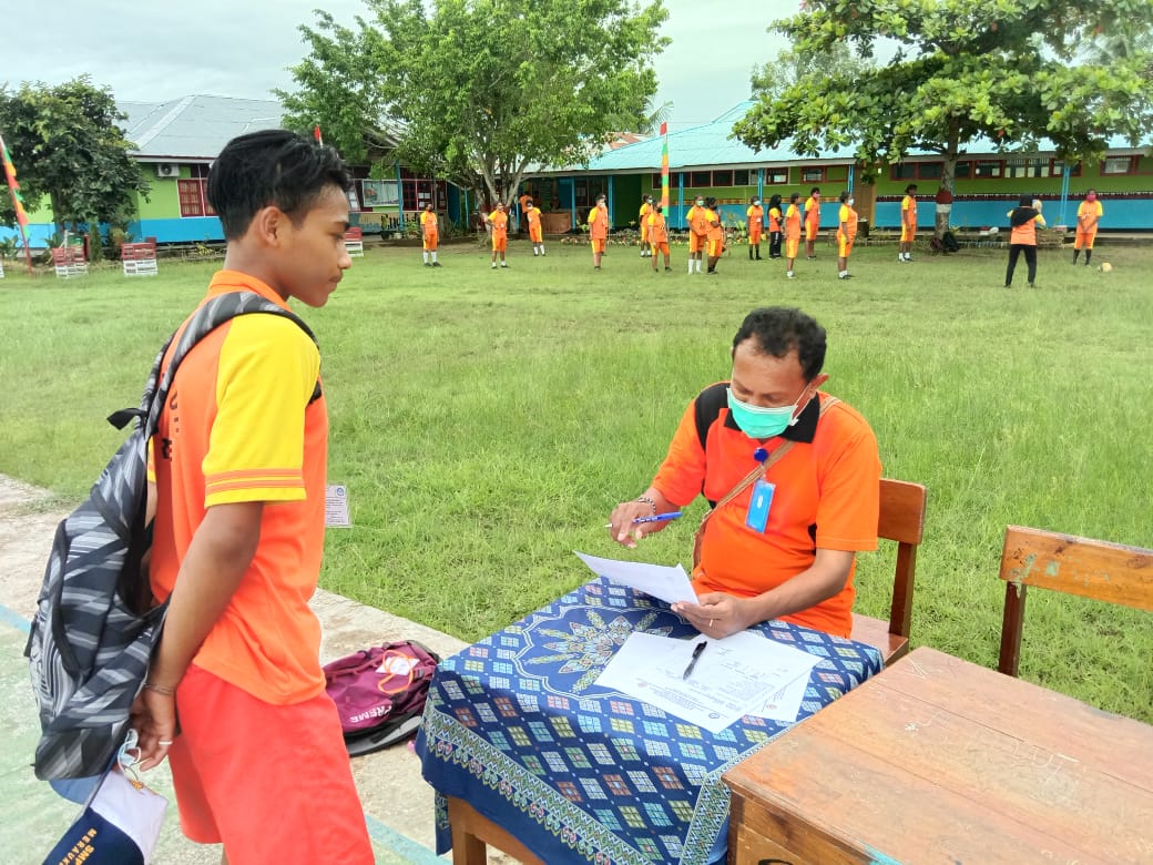 Ujian Sekolah Hari Ke-2 Kelas 9