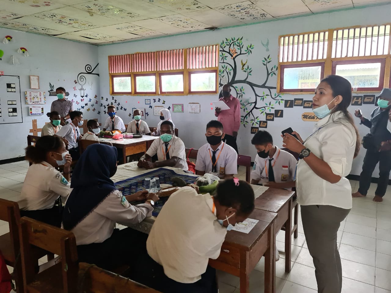 Ujian Sekolah Hari Ke-1 Kelas 9