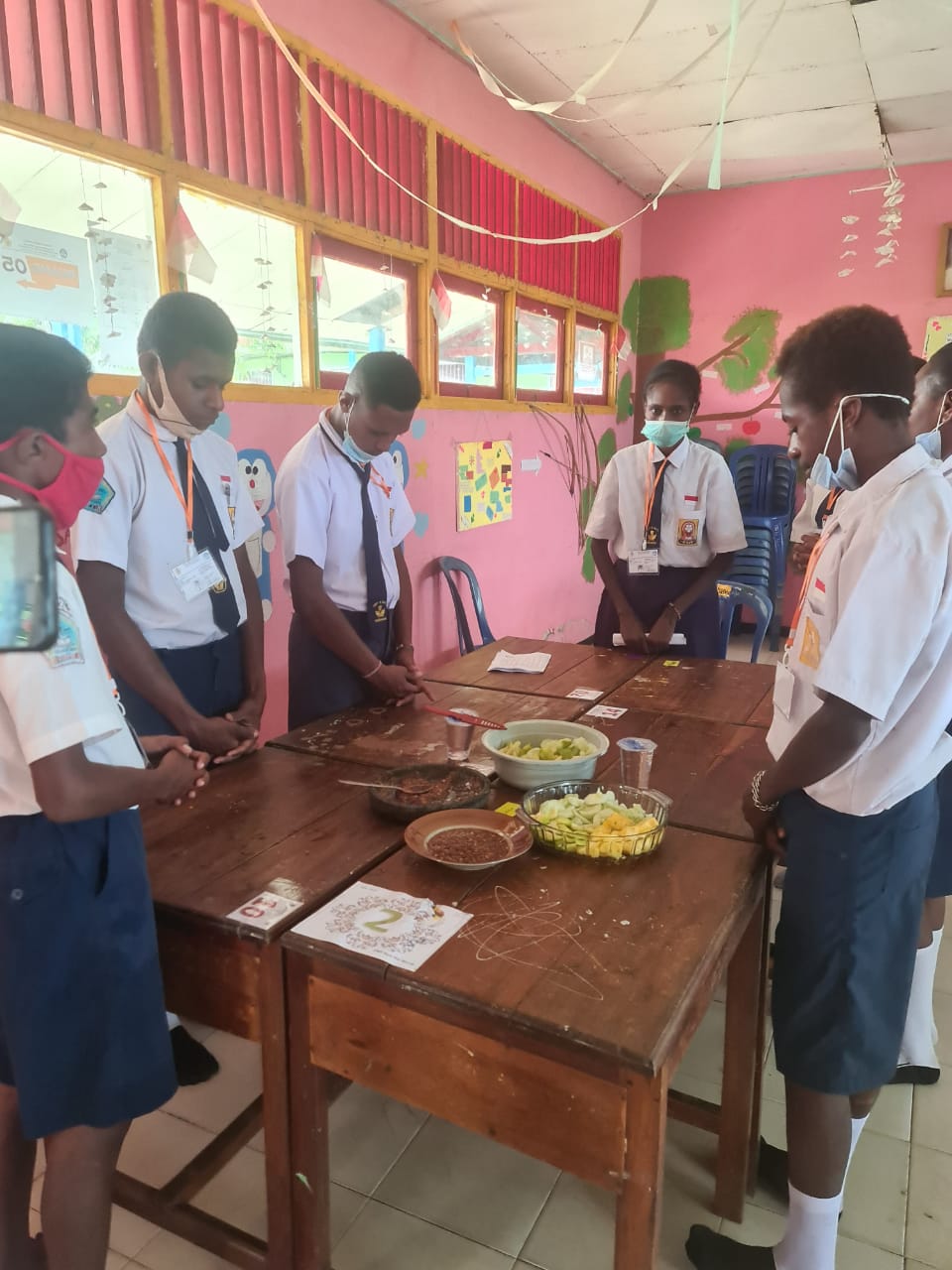 Ujian Sekolah Hari Ke-1 Kelas 9
