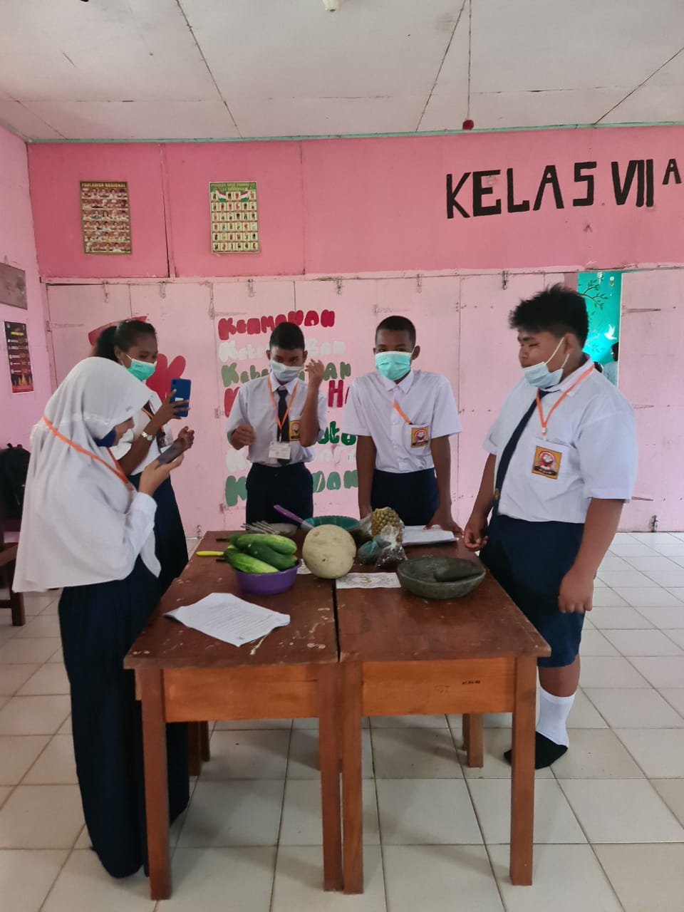 Ujian Sekolah Hari Ke-1 Kelas 9