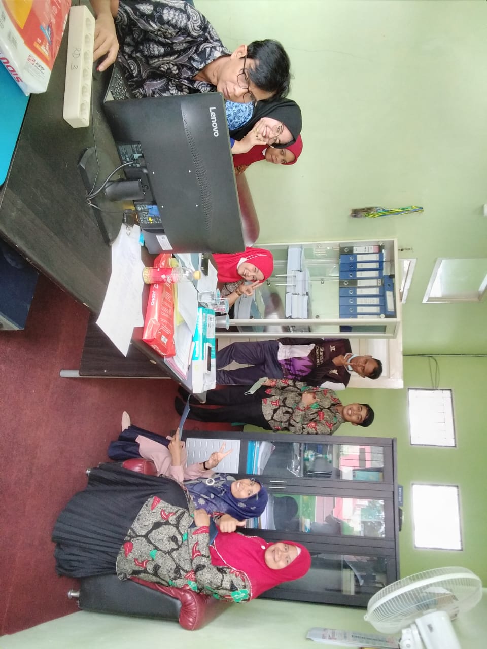 Kegiatan pemberkasan bahan PPG untuk guru di UPTD SMP NEGERI 1 KECAMATAN HARAU