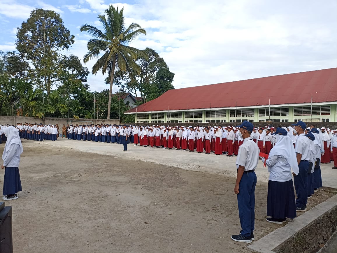 UPACARA PERTAMA DI TAHUN AJARAN BARU BERSAMA SISWA BARU KELAS 7 TAHUN AJARAN 2022-2023