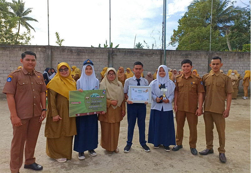 PEMEBERIAN PIALA & PIAGAM PENGHARGAAN JUARA HARAPAN 3 CERDAS QUR'AN TINGKAT KAB. 50 KOTA