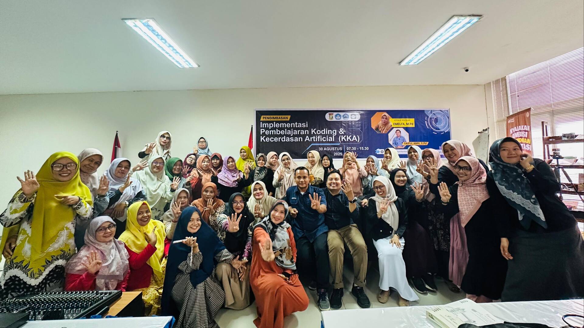 ]UPT SMPN 4 Tambang] Tingkatkan Kompetensi Guru: Pelatihan Pembelajaran Mendalam dan Koding