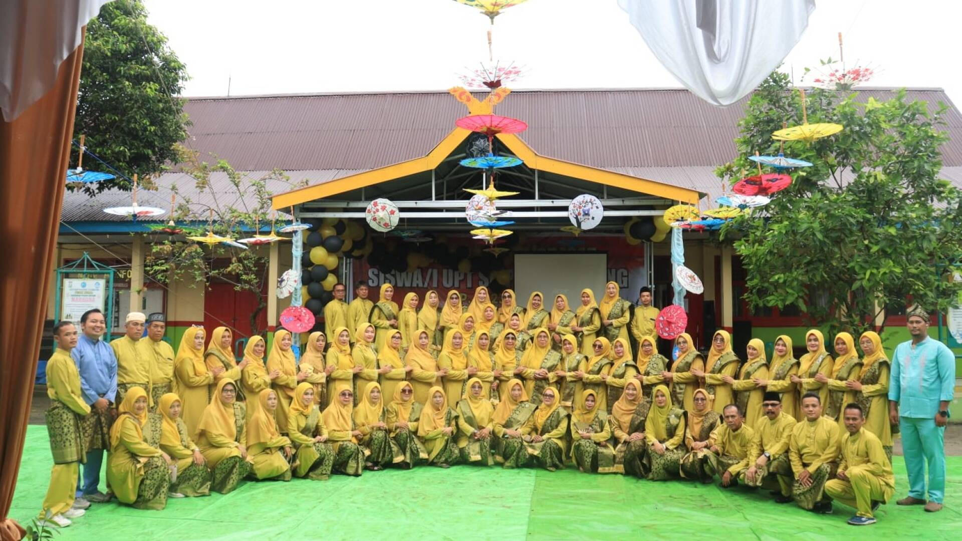 Selamat Datang di Web Resmi UPT SMP Negeri 4 Tambang