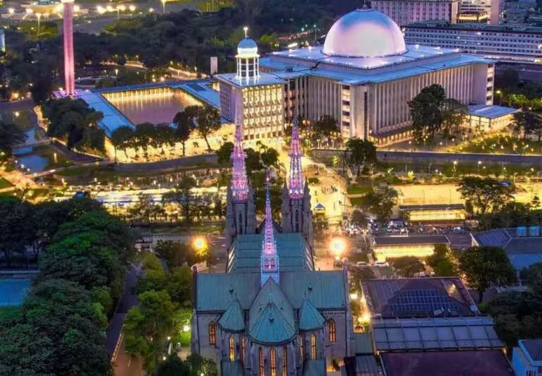 Istiqlal dan Semangat Kebangsaan: Merawat Masjid Negara dengan Gotong Royong