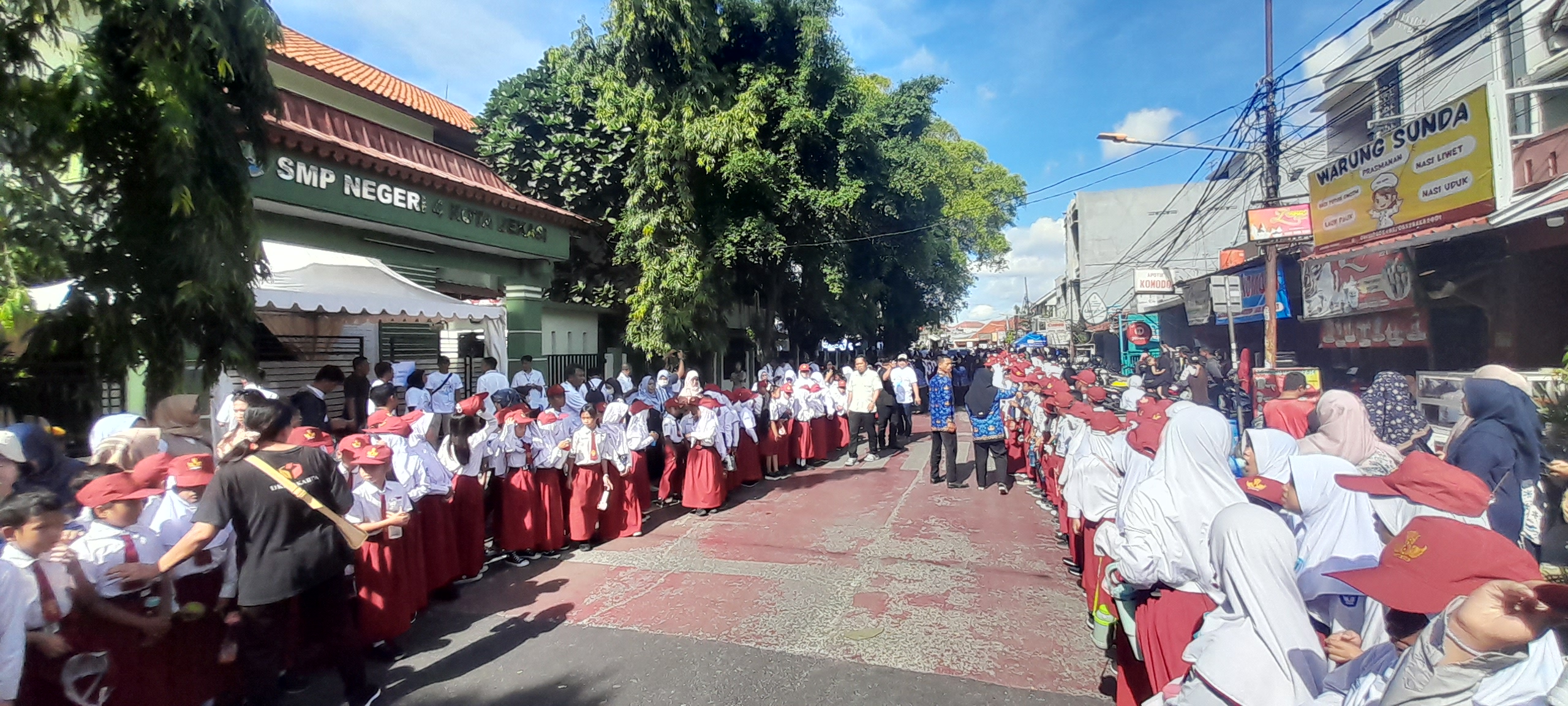 Digitalisasi Pembelajaran 2025 Resmi Diluncurkan untuk 288 Ribu Sekolah di Indonesia