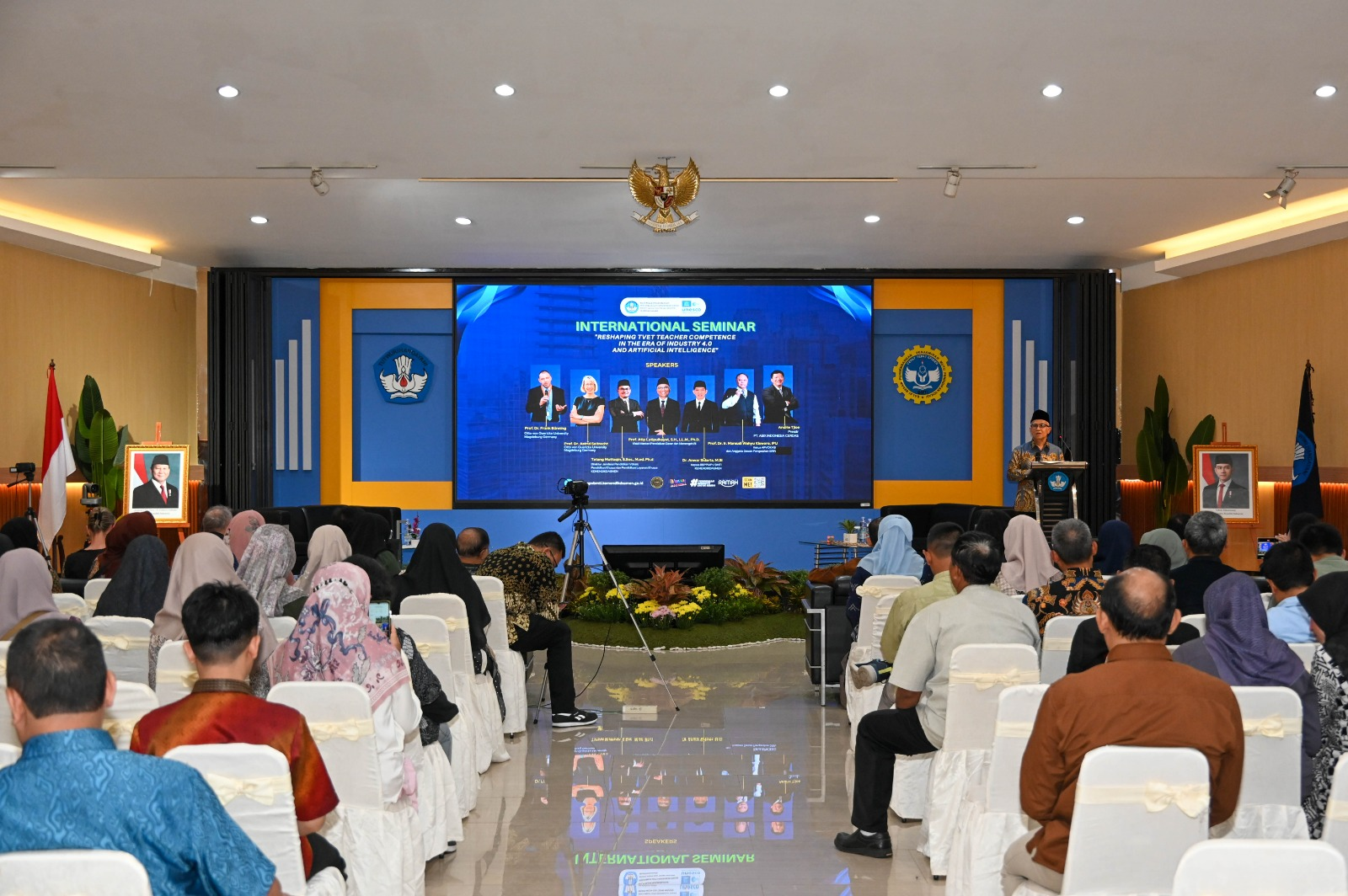 Penguatan Kompetensi Guru Vokasi Hadapi Industri 4.0 dan Kuasai Kecerdasan Buatan