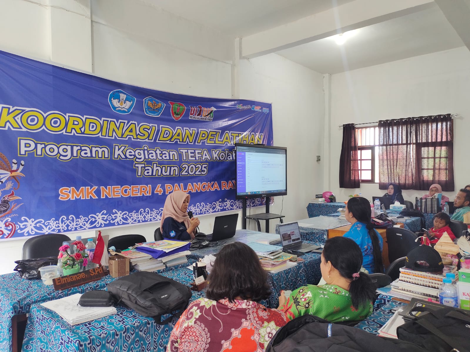 Pelatihan Digitalisasi Pendidikan: 60 Guru SMKN 4 Palangkaraya Ikuti Pelatihan LMS Schoolmedia