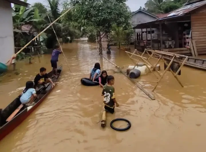 17 Penduduk Tewas Akibat Banjir Bandang di Sitaro,  BNPB Catat Banjir Meluas di NTB dan Kalimantan Barat pada 7-8 Januari