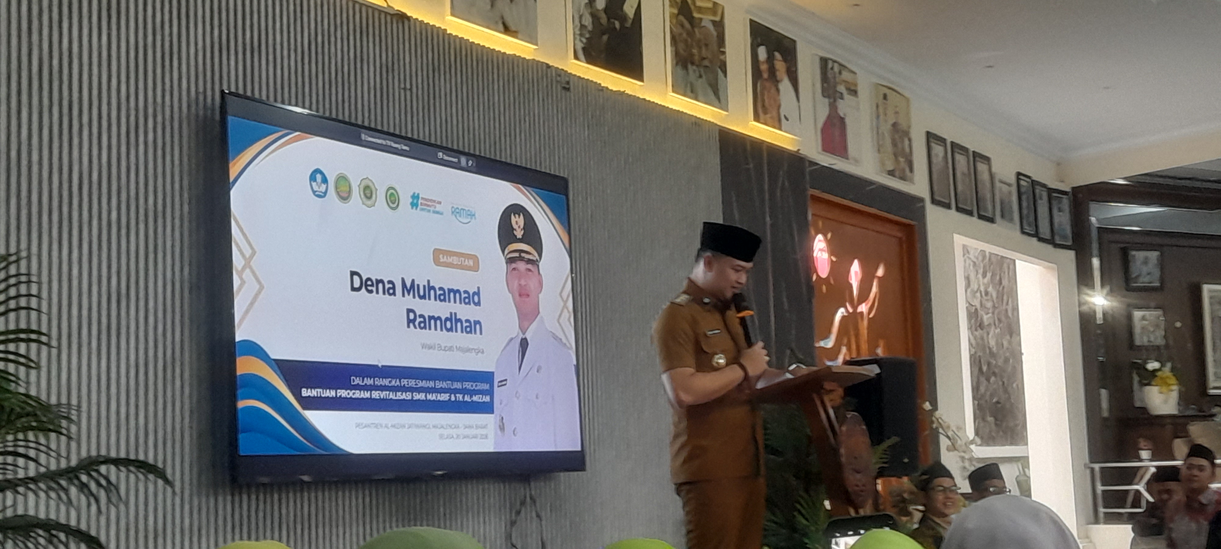 Mencari Pengganti Sang Paman: Taruhan Reputasi Mahkamah Agung di Kursi Konstitusi