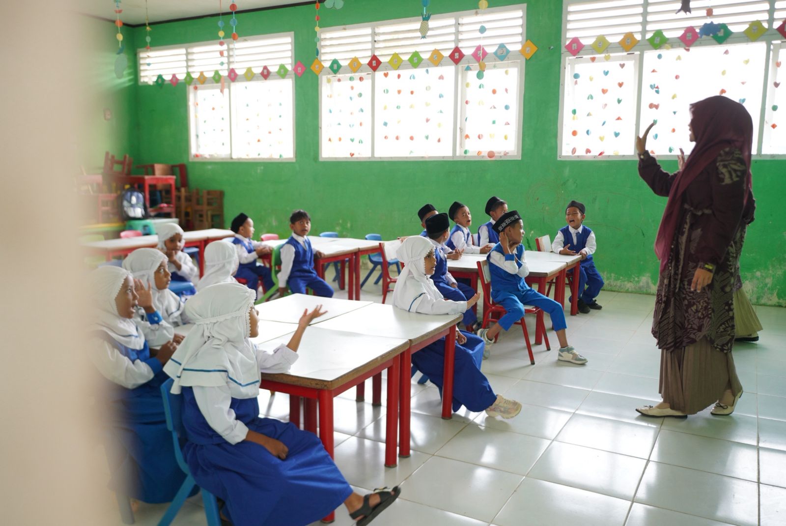 Senyum Mursyidah di Penghujung Purna Tugas Kepala Sekolah, Fajar Baru Merekah dari TK Negeri Mujahidin Bireun Aceh