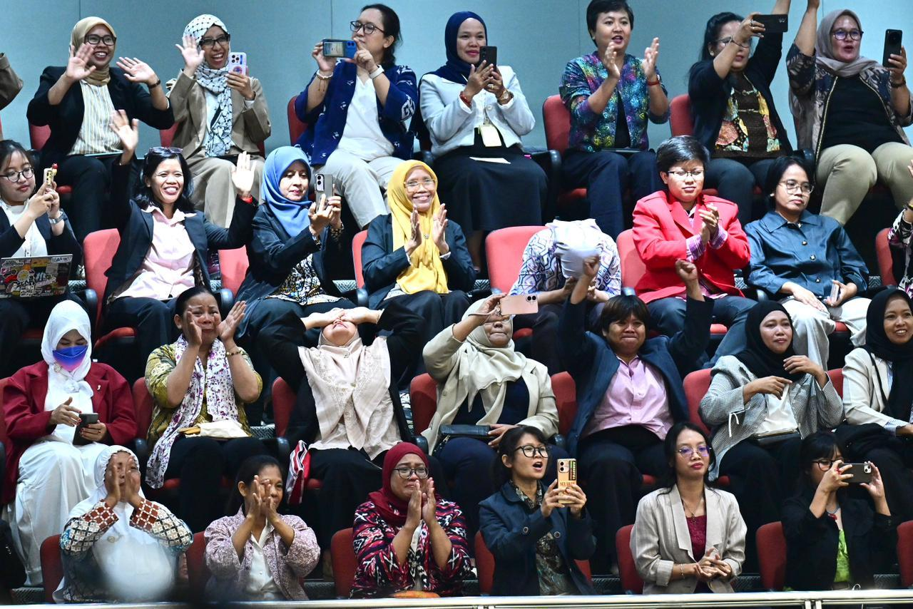 RUU Perlindungan Pekerja Rumah Tangga Resmi Disahkan Jadi Undang-Undang