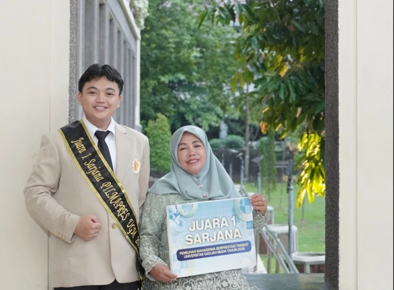 Deni Maulana, Anak Buruh Tani dan TKW Yordania jadi Mahasiswa Berprestasi UGM