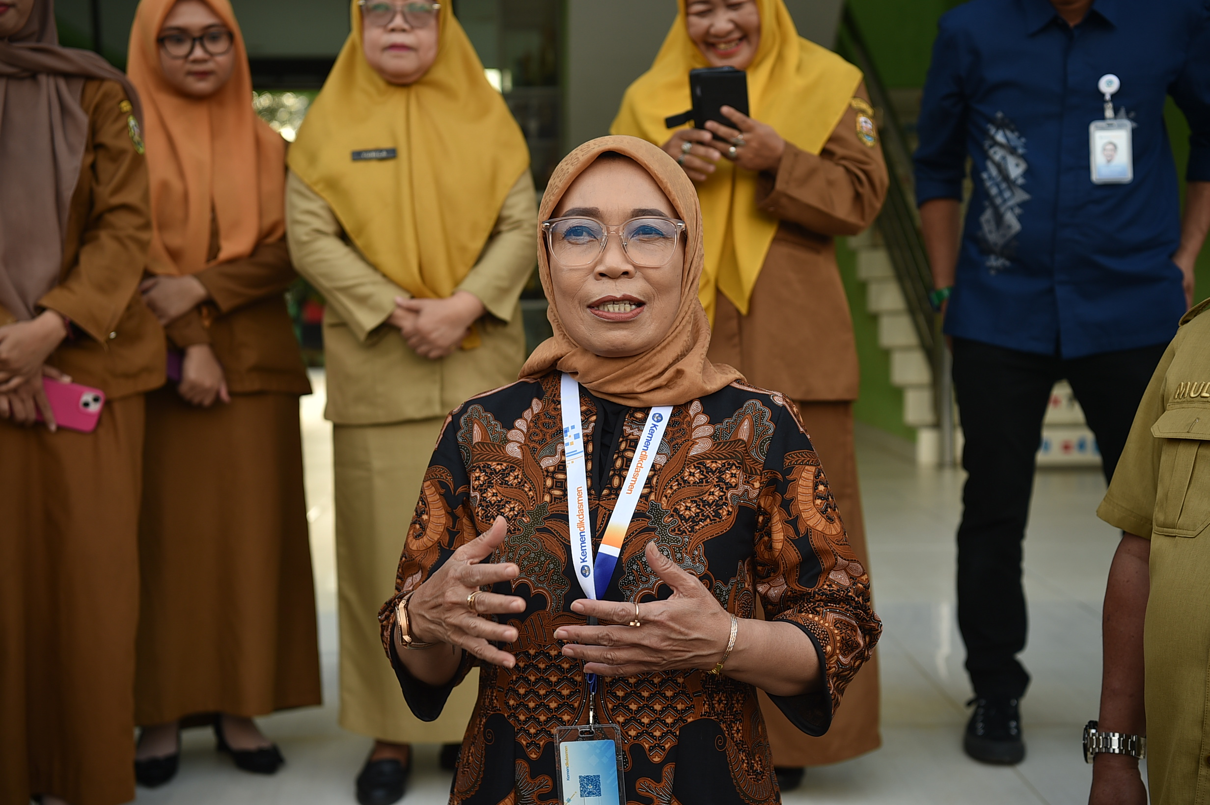 Membeli Masa Depan dengan Tunjangan Profesi Guru