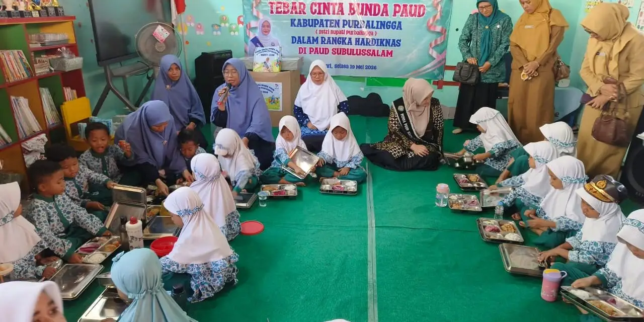 Gerakan Tebar Cinta Bunda PAUD Purbalingga, Sinergi PHBS dan Makan Bergizi Gratis demi Generasi Emas 2045