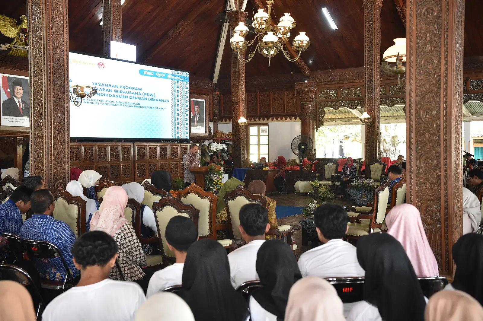 Kemendikdasmen dan Dekranas Resmi Luncurkan Program PKW 2026, Siapkan 8.730 Wirausaha Muda