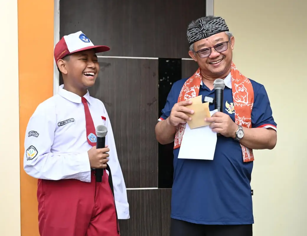 Berani Bermimpi dari Sekolah Sederhana: Kisah Anak Cimahpar Menatap Dunia