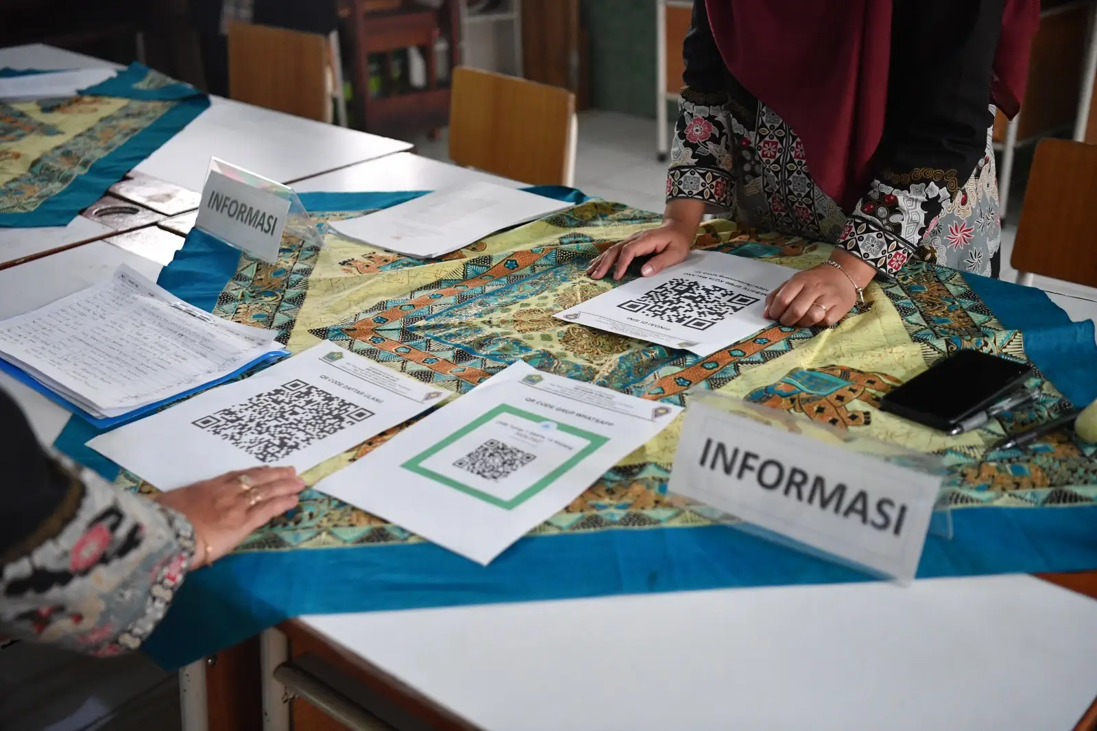 Praktik Baik SPMB 2026 di SMPN 16 Malang Gunakan QR Code Luring Demi Keabsahan Data Murid