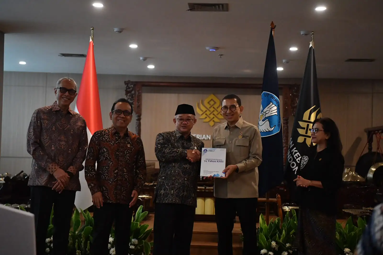 Kemendikdasmen Serahkan Pengelolaan KNIU kepada Kementerian Kebudayaan, Perkuat Sinergi Indonesia di UNESCO