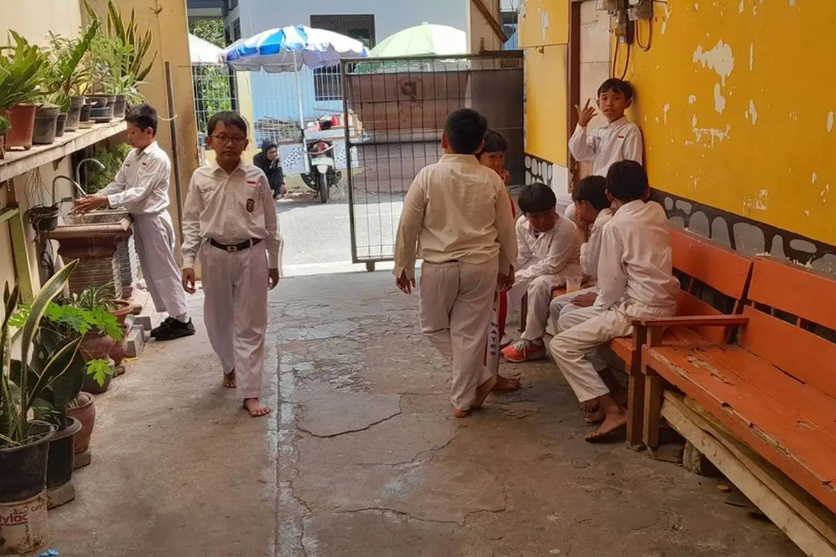 Dari Dongeng Sebelum Tidur hingga Ketelitian di Ruang Ujian: Kisah Dua Siswa SDN 4 Wates Meraih Nilai 100 TKA Matematika