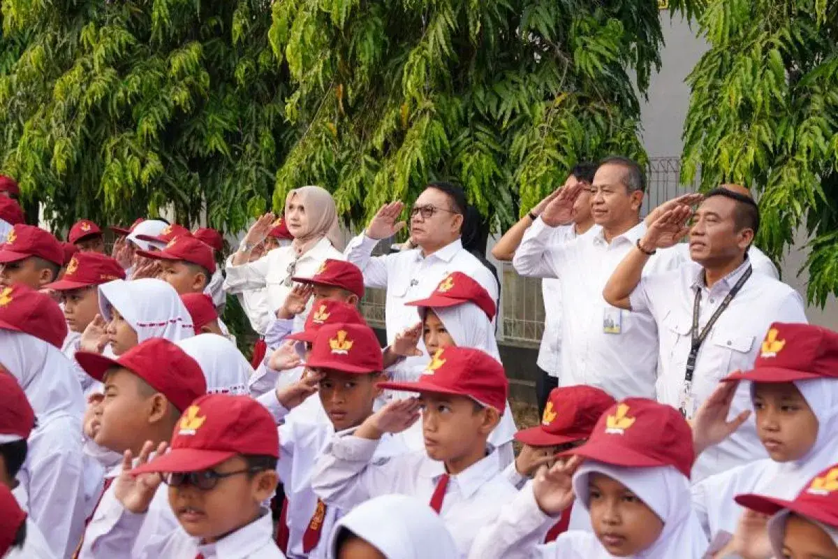 Pemerintah Pastikan Pemenuhan Gizi dan Pendidikan Anak Sejak Hari Pertama Sekolah