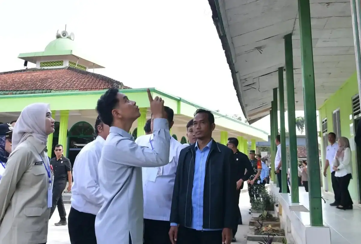 Wapres Tinjau MTs Way Bungur, Tegaskan Penguatan Pendidikan untuk Sekolah Negeri dan Swasta