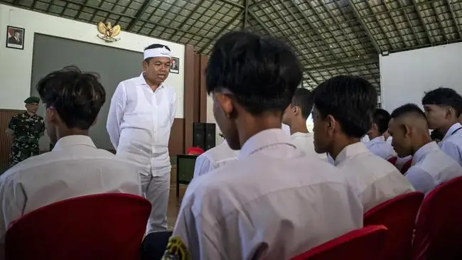 Wacana SPP SMA/SMK Negeri di Jawa Barat Mengemuka, Pemprov Tegaskan Masih Tahap Pembahasan