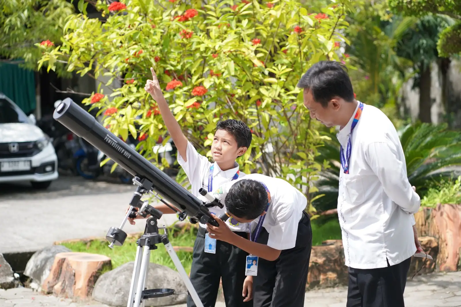 Klub Astronomi Sekolah Semakin Diminati, Pelajar Diajak Mengenal Semesta Lewat Pengamatan Langit