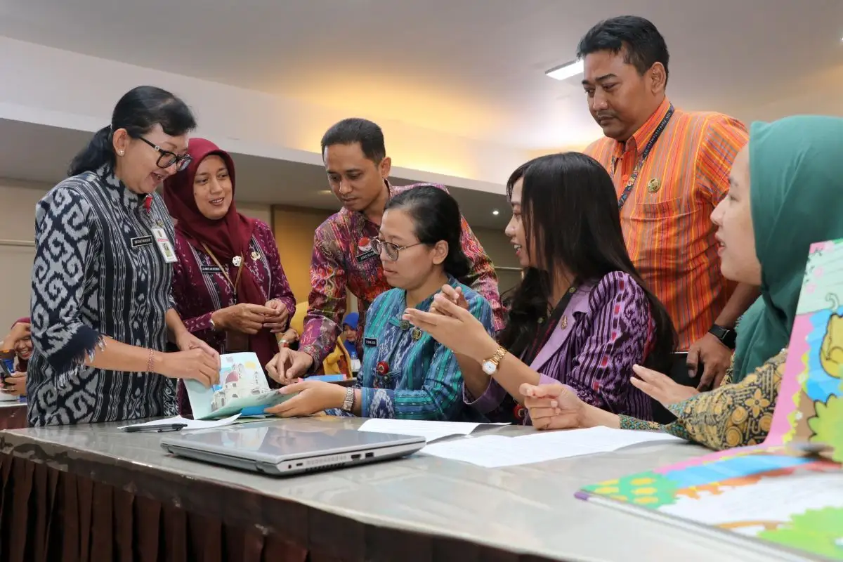 Semarang Perkuat Literasi Digital di Sekolah, Guru dan Siswa Ikuti Pelatihan Teknologi Pembelajaran