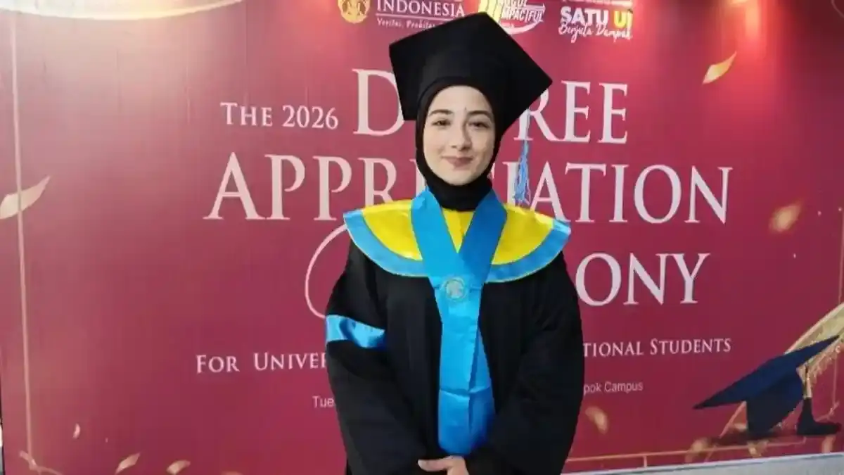 Melintasi Perang, Menemukan Harapan: Perjalanan Maram Al Arnab dari Suriah Hingga Lulus di Universitas Indonesia