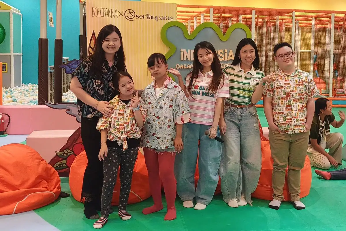 Ketika Gambar Menjadi Harapan: Karya Anak Down Syndrome yang Mengubah Kanvas Menjadi Koleksi Busana