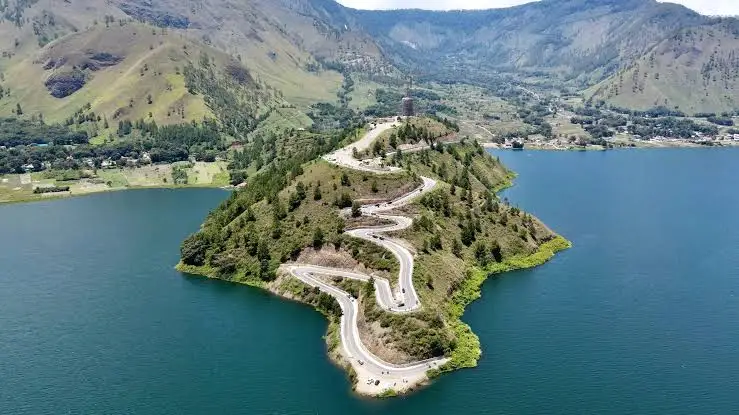 BRIN Ungkap Penyebab Permukaan Air Danau Toba Terus Menyusut
